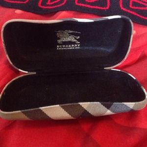 Burberry sunglass case