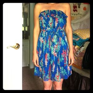 Forever 21 blue floral dress with tie