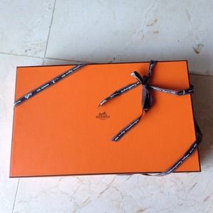 Hermes shirt box