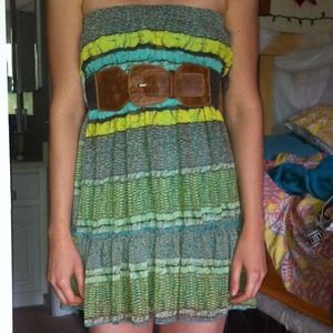 Strapless unique pattern dress