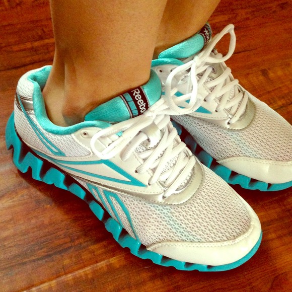 Reebok Shoes - REDUCED ⚡️Reebok Zigs