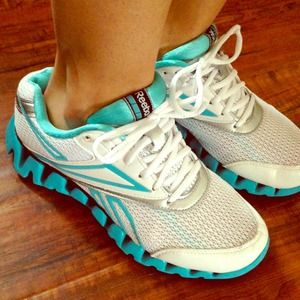 REDUCED ⚡️Reebok Zigs
