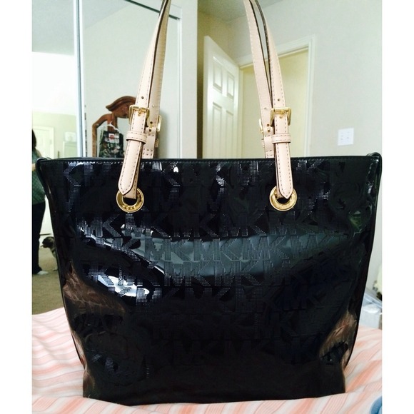 Authentic Michael Kors bag 💕