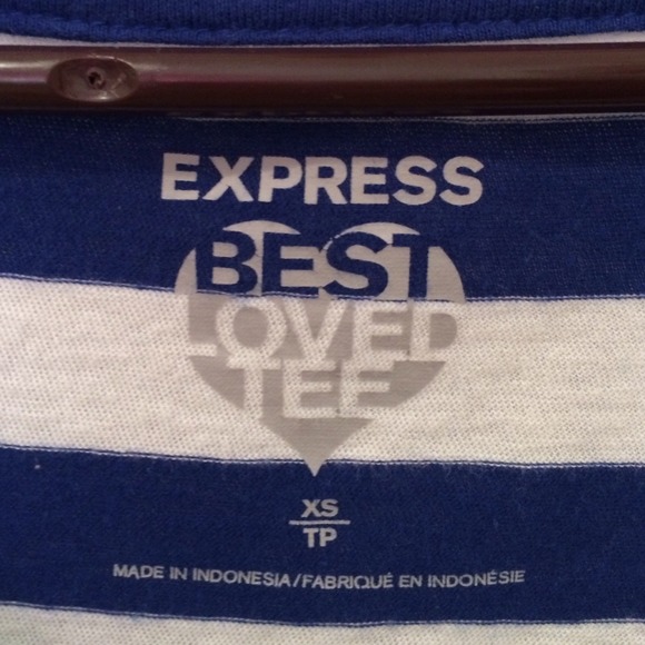 Express Striped V-Neck - Picture 2 of 3