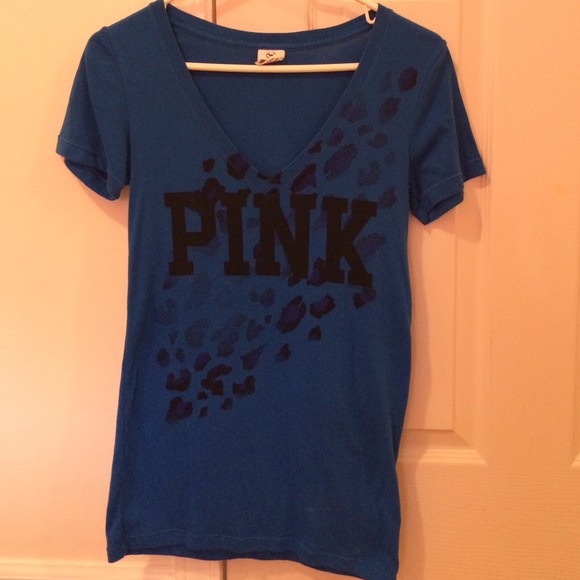 PINK Victorias Secret V-Neck