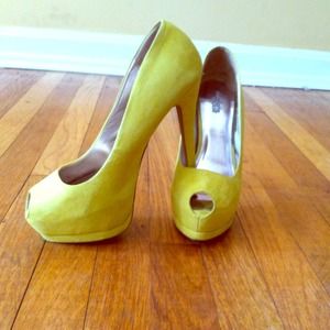 Neon peep toe pumps