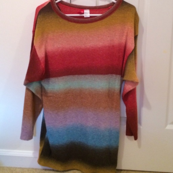 SOLD Colorful Sweater - Picture 1 of 2