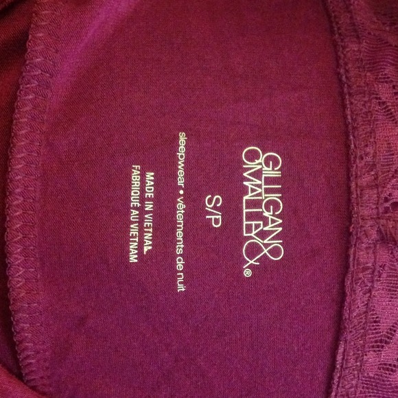 New Pink lace night gown in Small - Picture 4 of 4