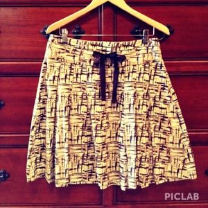 skirt with brown grosgrain ribbon tie