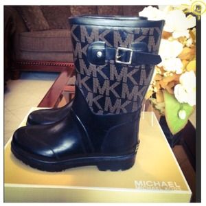 Michael Kors Mid Logo Rainboots ☔️