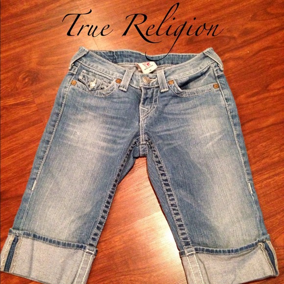 True Religion Long Shorts size 26