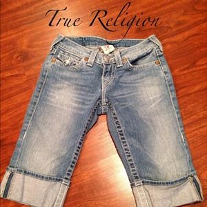 True Religion Long Shorts size 26