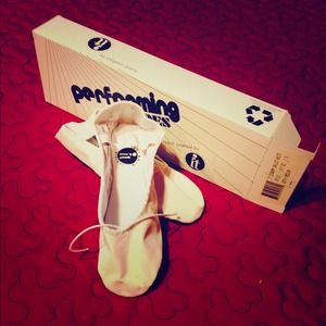 Girl's beginner ballet shoes!! (Various sizes!)