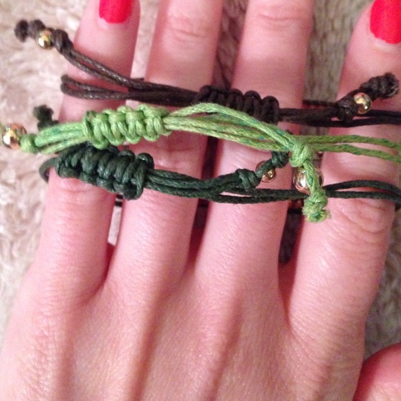 Three bracelets - Picture 3 of 3