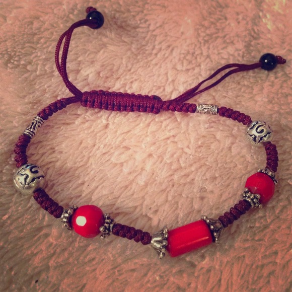 Bracelet