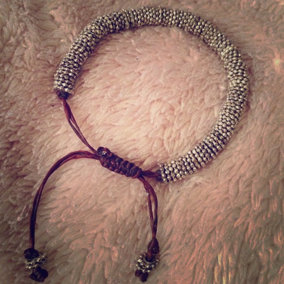 Bracelet