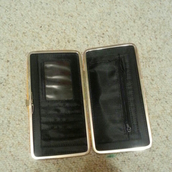 Wallets - Picture 2 of 3