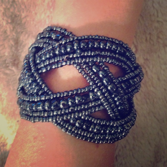 Bracelet cuff