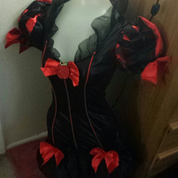 Costume