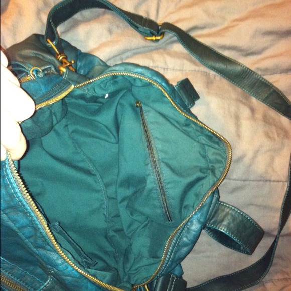 Green Roxy purse - Picture 2 of 3