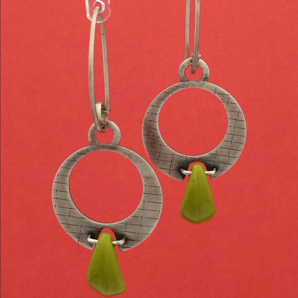 Sterling silver earrings - Picture 1 of 1