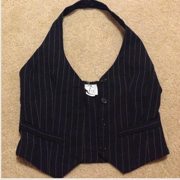 Tuxedo looking top - Picture 1 of 1