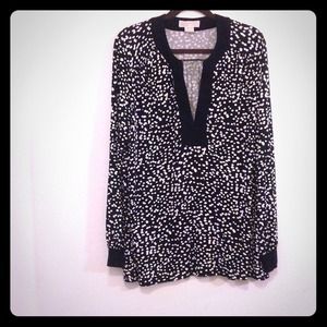 Michael Kors XL Long Sleeve Shirt-SOLD IN BUNDLE
