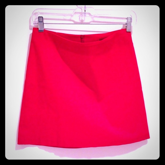 Necessary Objects Dresses & Skirts - NWOT Sz S A-line cotton/Lycra 15" back-zip skirt.