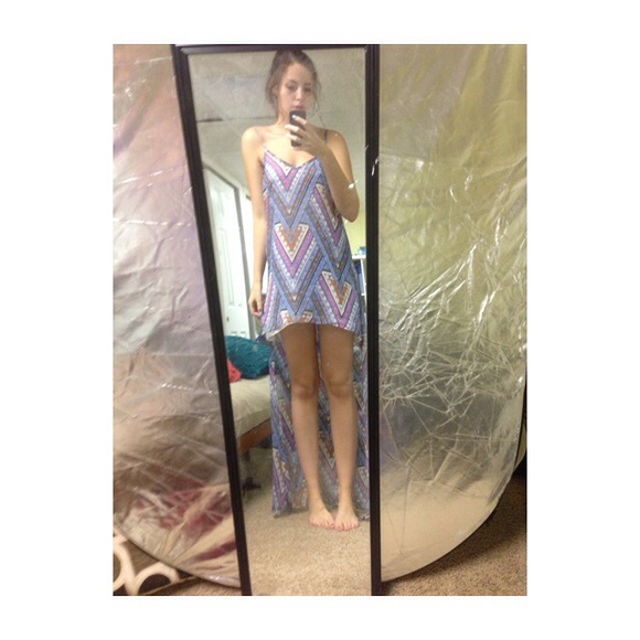 ❌Sold in Bundle❌LF high low dress - Picture 4 of 4