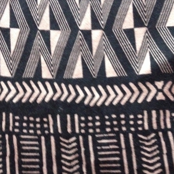 Clothes - Picture 3 of 4