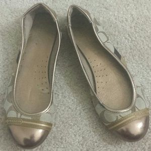 Authentic Coach flats