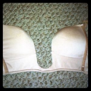 Plunge bra