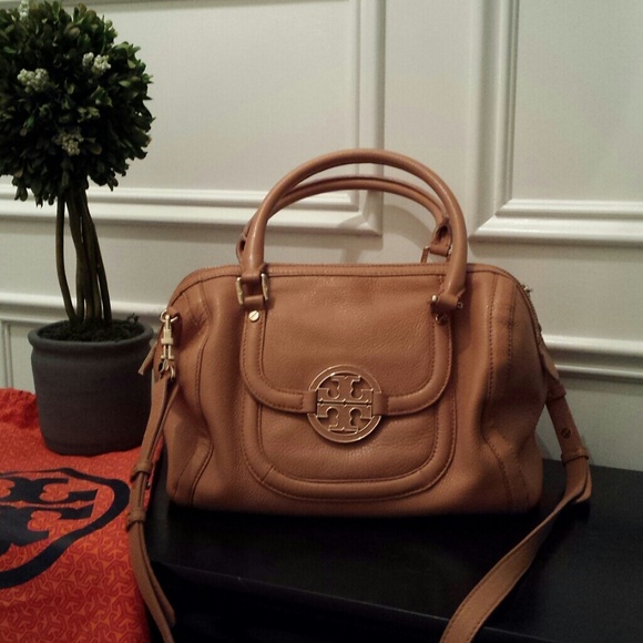 Traded :) Tory Burch Amanda Middy Satchel