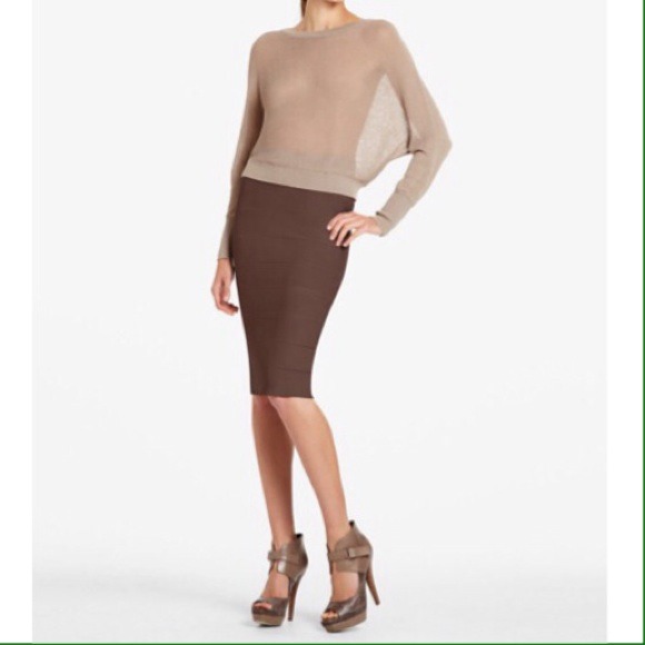 🚫Sold🚫BCBGMaxAzria Gray Camille Top - Picture 2 of 4