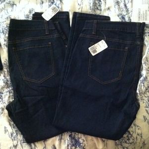 2 pair of forever 21 plus size Jeans !