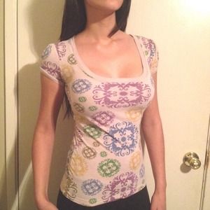 Cute colored top!