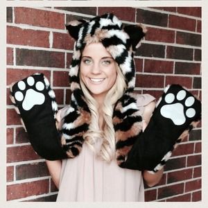 Tiger Faux Fur Hat With a Hand Warmers