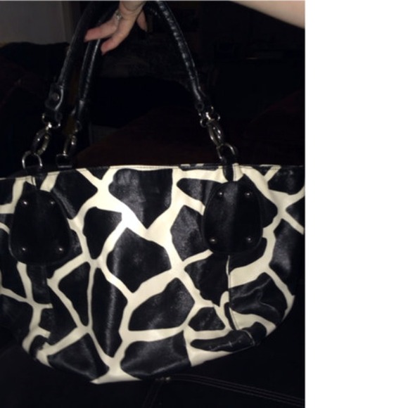 Black and white cheetah print purse