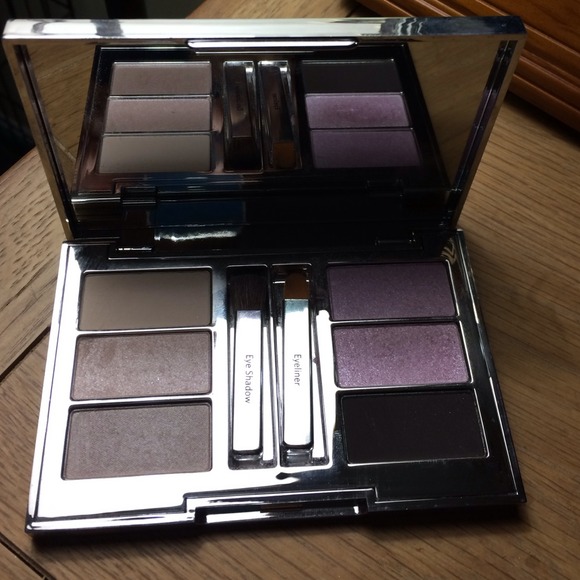 🚫SOLD🚫Bobbi Brown Luxe Eye Pallet. - Picture 2 of 4