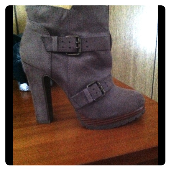 Really cute boots!!!