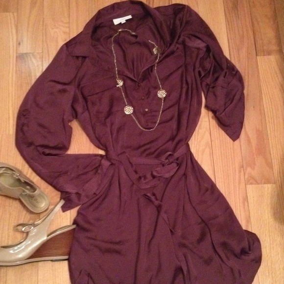 Jessica Simpson maternity dress plum in color