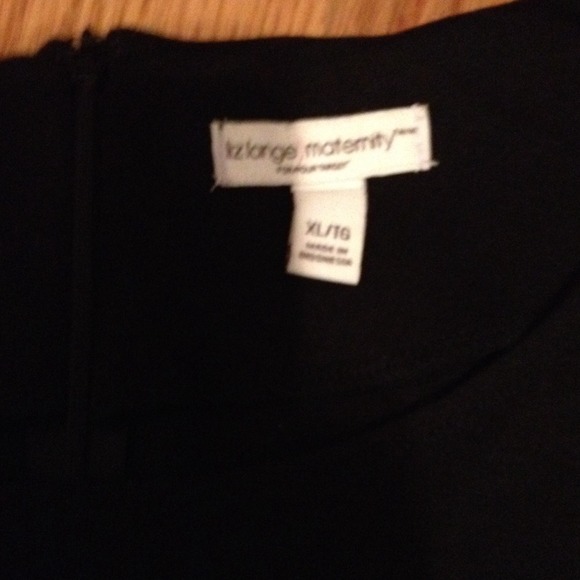 Simple black maternity dress with belt - Picture 3 of 4