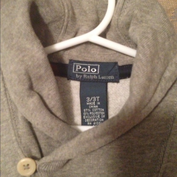 Sweater✨✨SOLD✨✨ - Picture 3 of 3