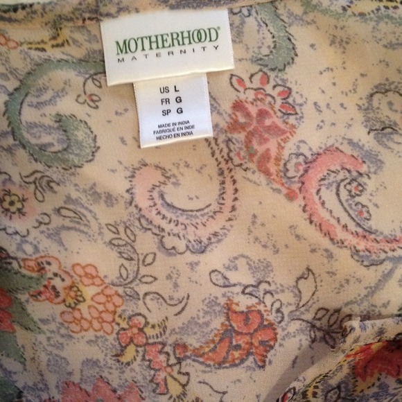 Nude with flowers see through maternity  blouse. - Picture 4 of 4