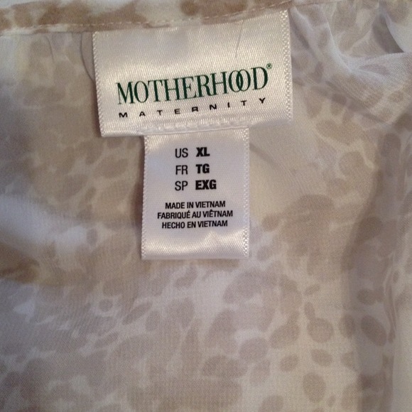 White with tan flowers see through maternity blous - Picture 3 of 4