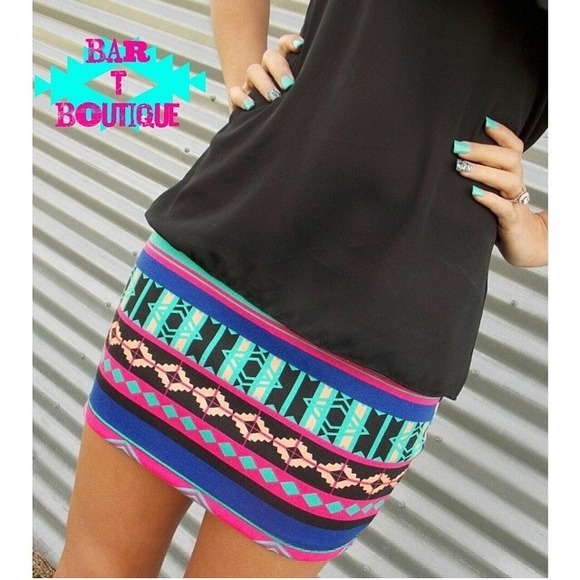 Multi colored Aztec mini skirt