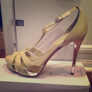 Metallic ivory ALDO heels