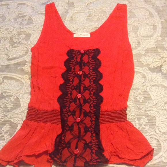 Solemis red and black sleeveless party top