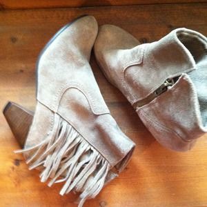 Suede ankle boot