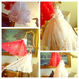 Tutu keychain🌺 with 👛beading